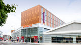 <b>Premier Inn London Wandsworth Exterior</b>. Images powered by <a href="https://www.leonardoworldwide.com/" title="Leonardo Worldwide" target="_blank">Leonardo</a>.