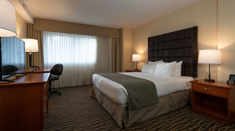Prestige Vernon Lodge & Conference Ctr Room