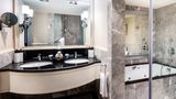 voco Orchard Singapore Suite