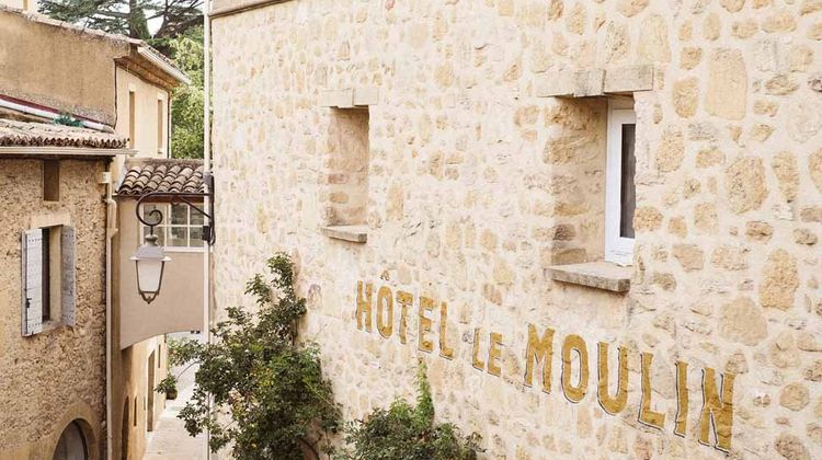 Le Moulin Exterior