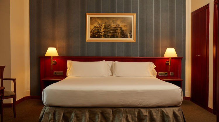 El Avenida Palace Room
