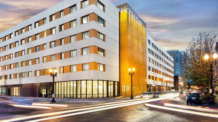 Residence Inn Portland Downtown Exterior