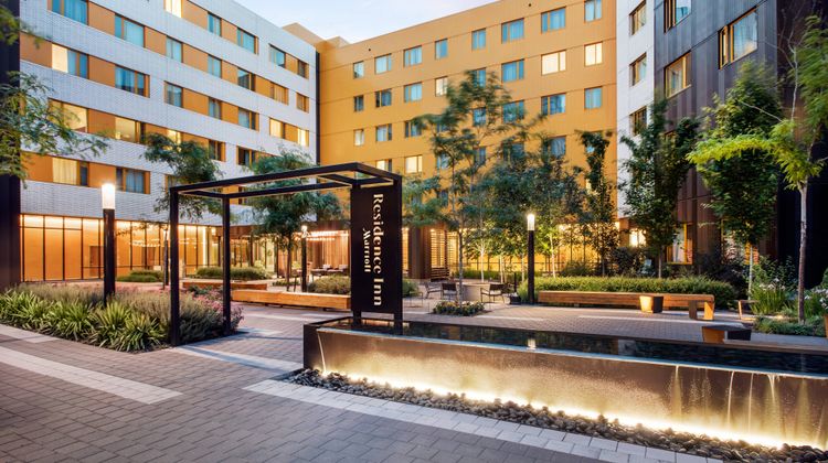 Residence Inn Portland Downtown Exterior
