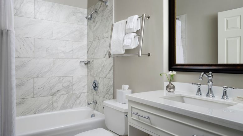 <b>Marriott Vacation Club Pulse, Boston Room</b>. Images powered by <a href="https://www.leonardoworldwide.com/" title="Leonardo Worldwide" target="_blank">Leonardo</a>.