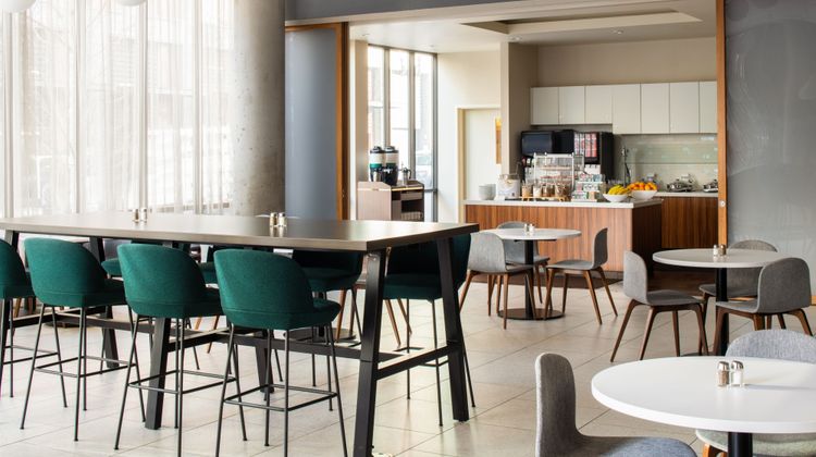 Residence Inn Portland Downtown Restaurant