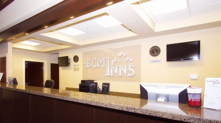 BCMInns Lac La Biche Lobby