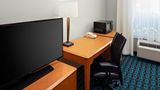 Fairfield Inn-Suites Detroit Metro Arpt Room