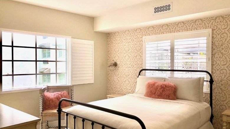 <b>Henrosa Hotel Room</b>. Images powered by <a href="https://www.leonardoworldwide.com/" title="Leonardo Worldwide" target="_blank">Leonardo</a>.
