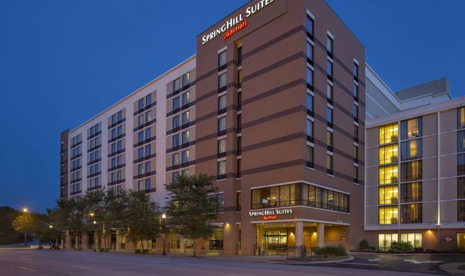 SpringHill Suites Louisville Downtown Exterior