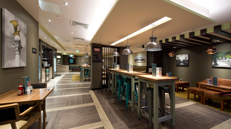 <b>London Southgate hotel Restaurant</b>. Images powered by <a href="https://www.leonardoworldwide.com/" title="Leonardo Worldwide" target="_blank">Leonardo</a>.