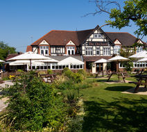 Premier Inn London Ruislip Exterior