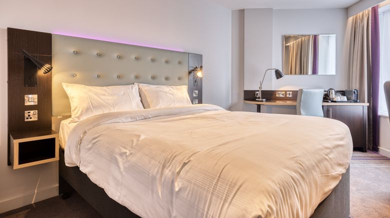 <b>London Romford Town Centre hotel Room</b>. Images powered by <a href="https://www.leonardoworldwide.com/" title="Leonardo Worldwide" target="_blank">Leonardo</a>.