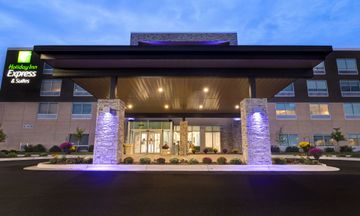 Holiday Inn Express & Stes University S