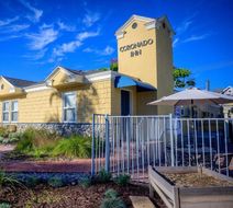 Coronado Inn Exterior