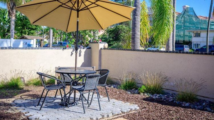 Coronado Inn Exterior