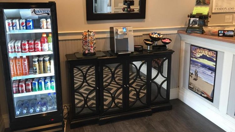 Coronado Inn Lobby