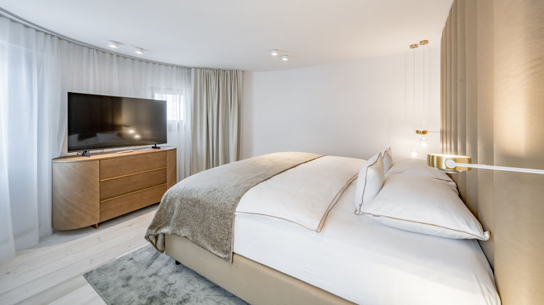 <b>Hotel Silvretta Suite</b>. Images powered by <a href="https://www.leonardoworldwide.com/" title="Leonardo Worldwide" target="_blank">Leonardo</a>.