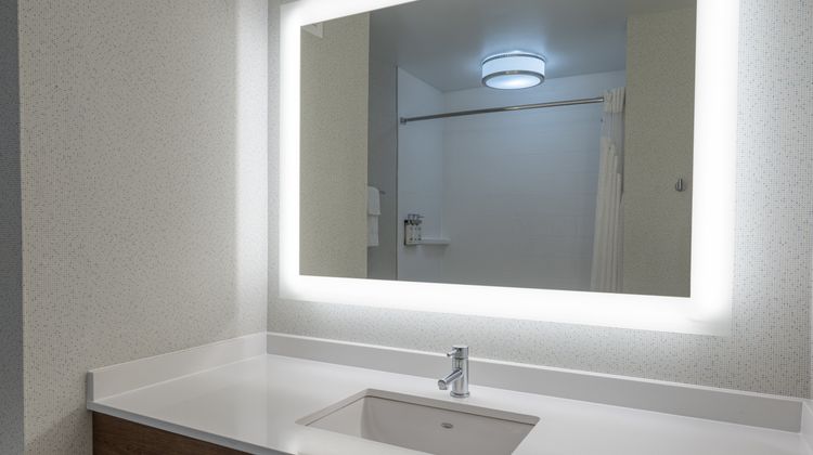 Holiday Inn Express Radcliff-Fort Knox Room