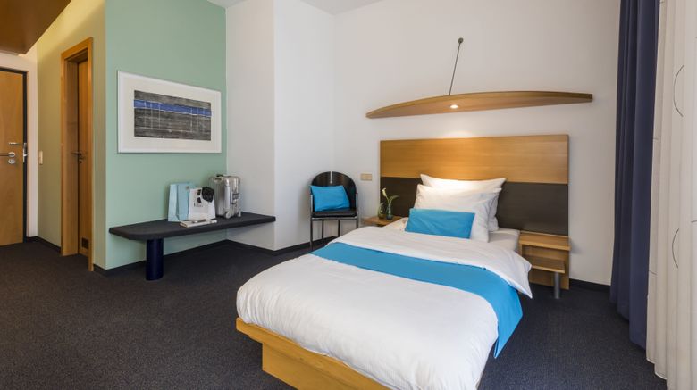 <b>SEEhotel Friedrichshafen Room</b>. Images powered by <a href="https://www.leonardoworldwide.com/" title="Leonardo Worldwide" target="_blank">Leonardo</a>.