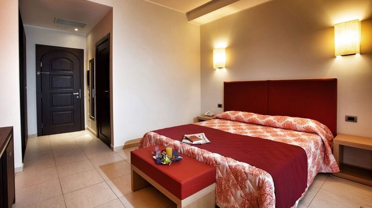 Lu' Hotel Room