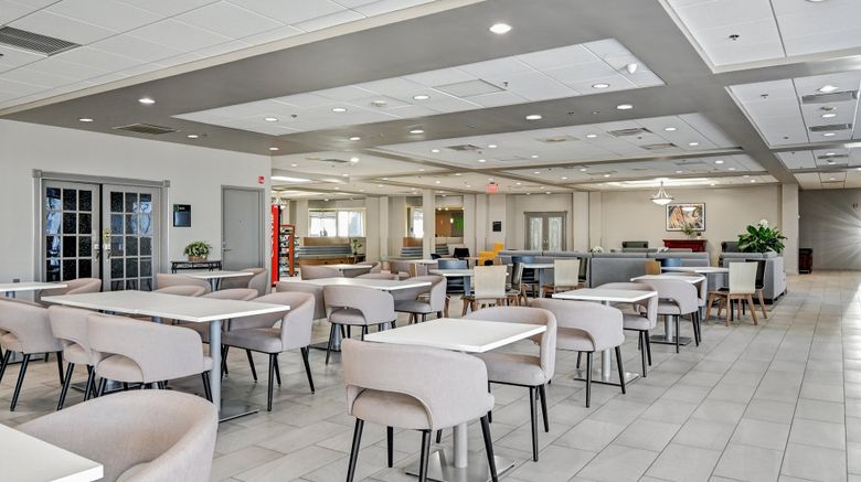 <b>Holiday Inn Piscataway-Somerset Restaurant</b>. Images powered by <a href="https://www.leonardoworldwide.com/" title="Leonardo Worldwide" target="_blank">Leonardo</a>.