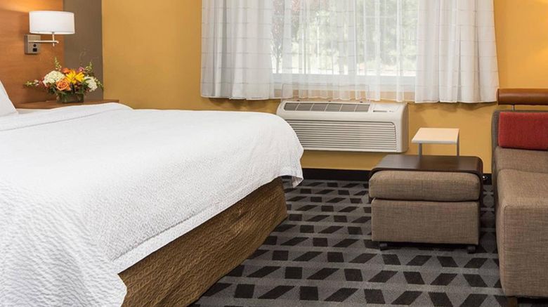 <b>TownePlace Suites Bend Near Mt. Bachelor Suite</b>. Images powered by <a href="https://www.leonardoworldwide.com/" title="Leonardo Worldwide" target="_blank">Leonardo</a>.