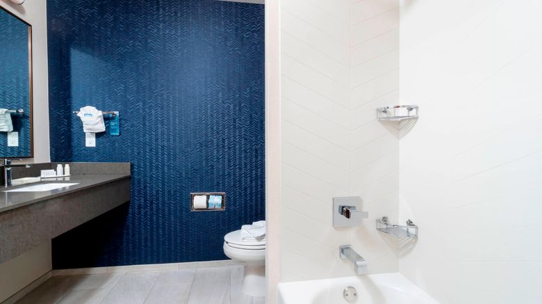 <b>Fairfield Inn & Suites Bend Downtown Room</b>. Images powered by <a href="https://www.leonardoworldwide.com/" title="Leonardo Worldwide" target="_blank">Leonardo</a>.