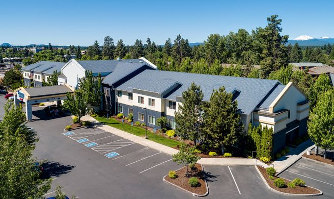 Fairfield Inn & Suites Bend Downtown Exterior