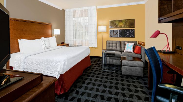 TownePlace Suites San Antonio Northwest Suite