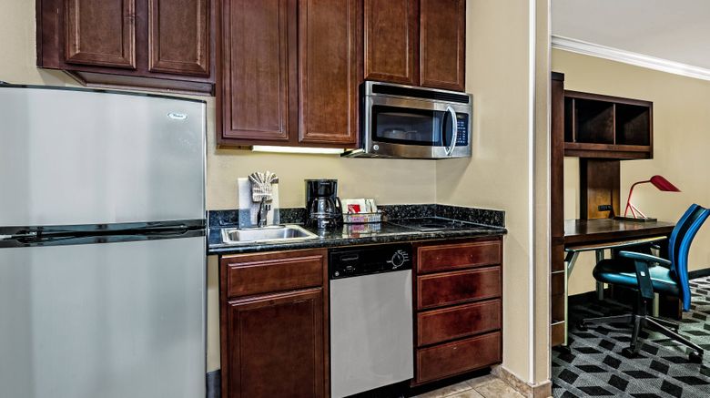 <b>TownePlace Suites San Antonio Northwest Suite</b>. Images powered by <a href="https://www.leonardoworldwide.com/" title="Leonardo Worldwide" target="_blank">Leonardo</a>.