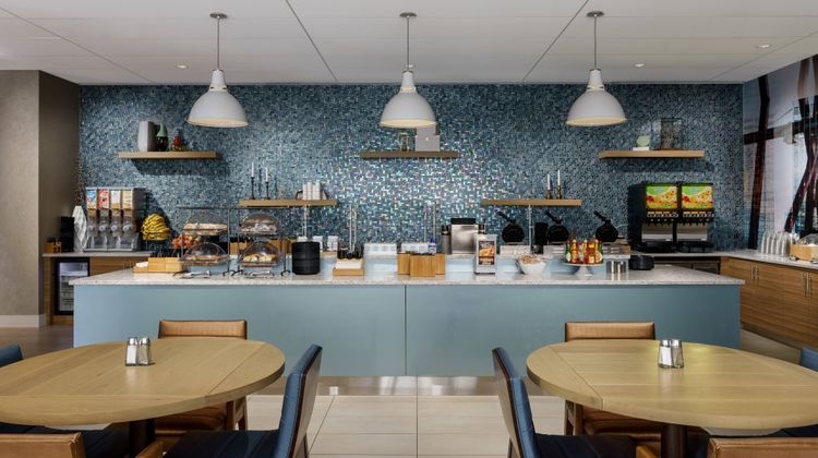 SpringHill Suites Downtown/River North Restaurant
