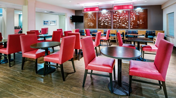 TownePlace Suites San Antonio Northwest Restaurant