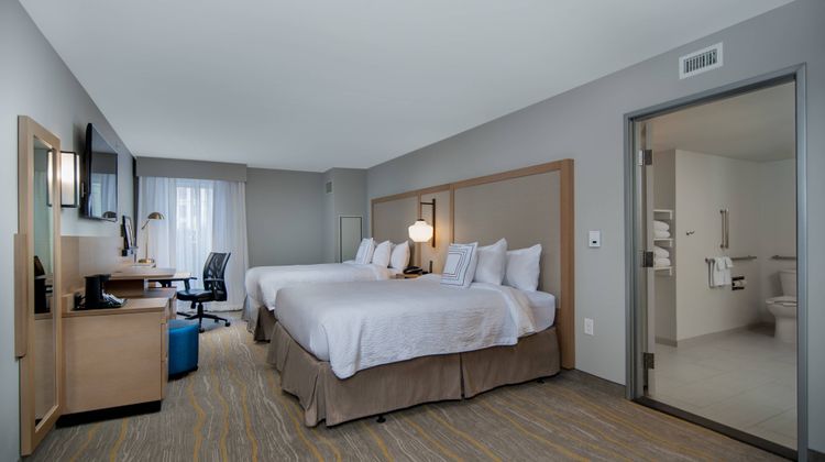 Fairfield Inn & Stes Fort Worth Downtown Room