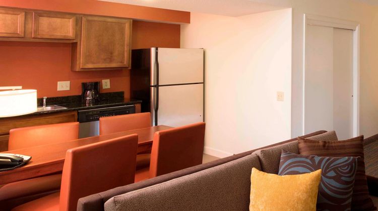 Residence Inn by Marriott Suite