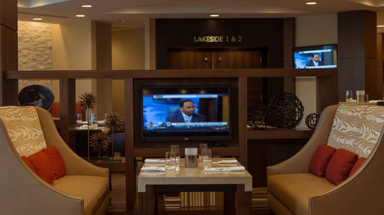 <b>Marriott Washingtonian Center Restaurant</b>. Images powered by <a href="https://www.leonardoworldwide.com/" title="Leonardo Worldwide" target="_blank">Leonardo</a>.