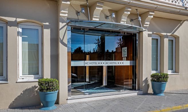 AC Hotel La Linea Exterior