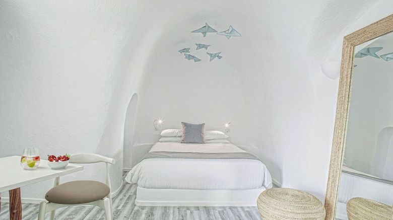 <b>Mill Houses Studios & Suites Room</b>. Images powered by <a href="https://www.leonardoworldwide.com/" title="Leonardo Worldwide" target="_blank">Leonardo</a>.