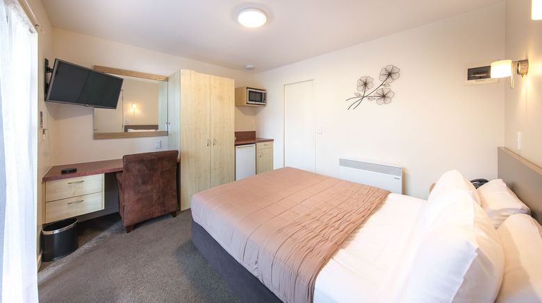 <b>Bella Vista Motel Queenstown Room</b>. Images powered by <a href="https://www.leonardoworldwide.com/" title="Leonardo Worldwide" target="_blank">Leonardo</a>.