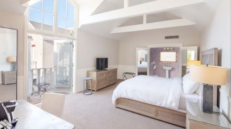 <b>Hotel La Rose Suite</b>. Images powered by <a href="https://www.leonardoworldwide.com/" title="Leonardo Worldwide" target="_blank">Leonardo</a>.