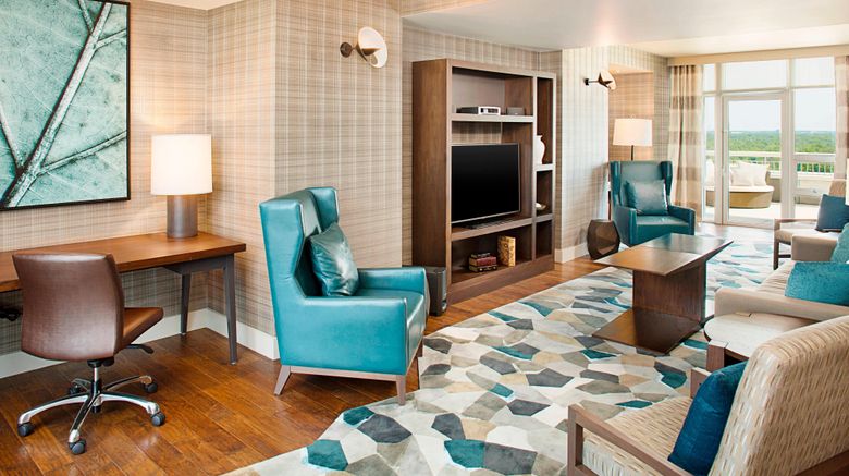 <b>The Westin Chicago North Shore Suite</b>. Images powered by <a href="https://www.leonardoworldwide.com/" title="Leonardo Worldwide" target="_blank">Leonardo</a>.