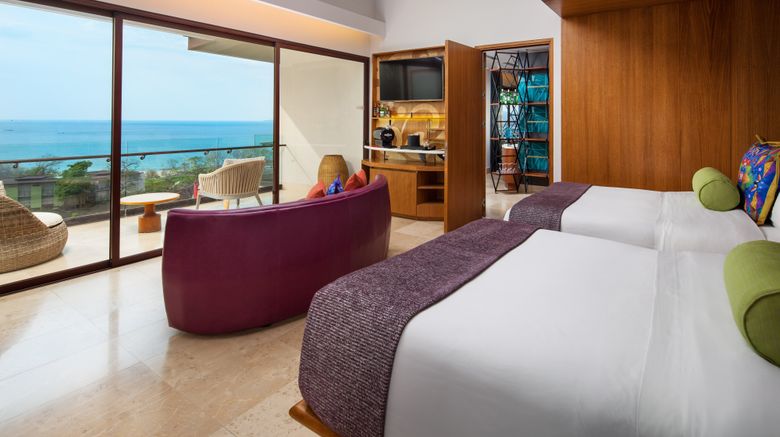 <b>W Costa Rica - Reserva Conchal Suite</b>. Images powered by <a href="https://www.leonardoworldwide.com/" title="Leonardo Worldwide" target="_blank">Leonardo</a>.