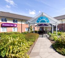 Premier Inn B'ham South (Hall Green) Exterior