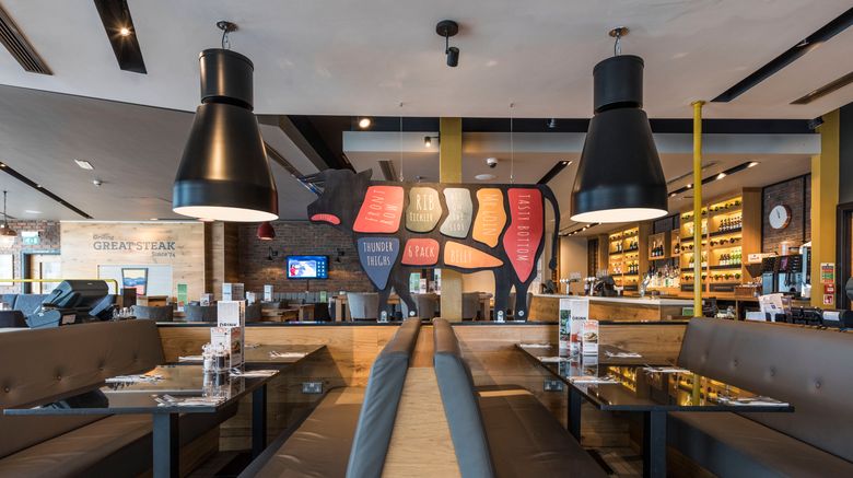 <b>Premier Inn Birmingham South Longbridge Restaurant</b>. Images powered by <a href="https://www.leonardoworldwide.com/" title="Leonardo Worldwide" target="_blank">Leonardo</a>.