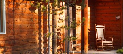 Headwaters Lodge & Cabins at Flagg Ranch Exterior