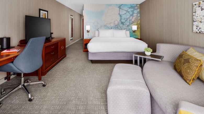 <b>Courtyard Roseville Galleria Mall Room</b>. Images powered by <a href="https://www.leonardoworldwide.com/" title="Leonardo Worldwide" target="_blank">Leonardo</a>.