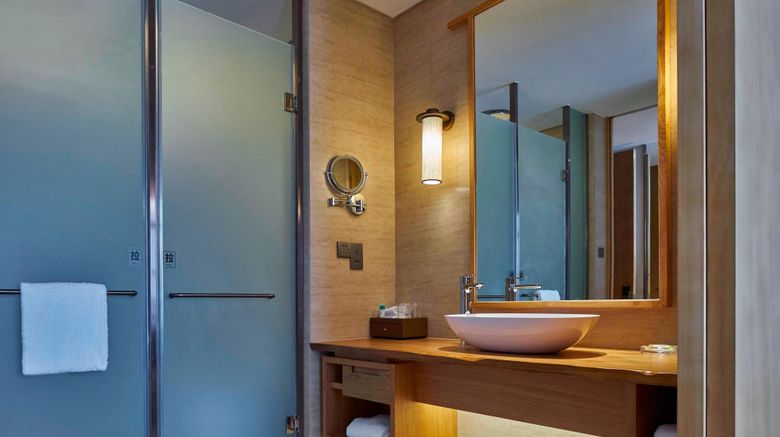 <b>Four Points by Sheraton, Pujiang Resort Room</b>. Images powered by <a href="https://www.leonardoworldwide.com/" title="Leonardo Worldwide" target="_blank">Leonardo</a>.
