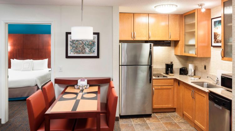 Residence Inn Dothan Suite