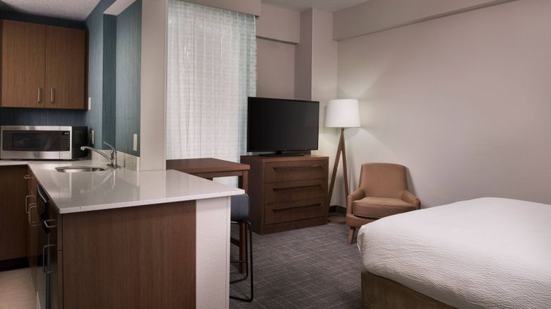 <b>Residence Inn Memphis Downtown Suite</b>. Images powered by <a href="https://www.leonardoworldwide.com/" title="Leonardo Worldwide" target="_blank">Leonardo</a>.