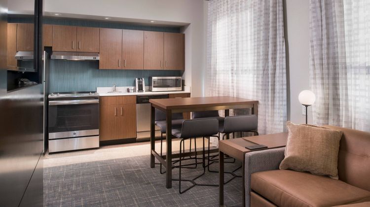 Residence Inn Memphis Downtown Room
