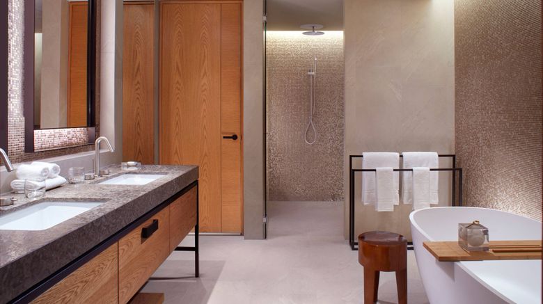 <b>The Ritz-Carlton Perth Room</b>. Images powered by <a href="https://www.leonardoworldwide.com/" title="Leonardo Worldwide" target="_blank">Leonardo</a>.